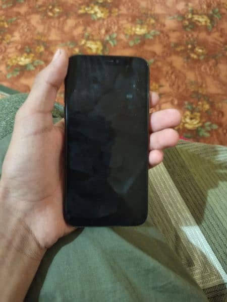 iPhone x for sale 
256 GB 
Back glass damage hai. . 2