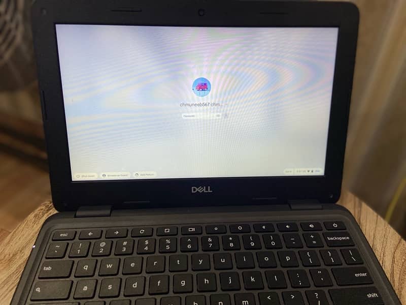 Dell 3180 Chromebook 3