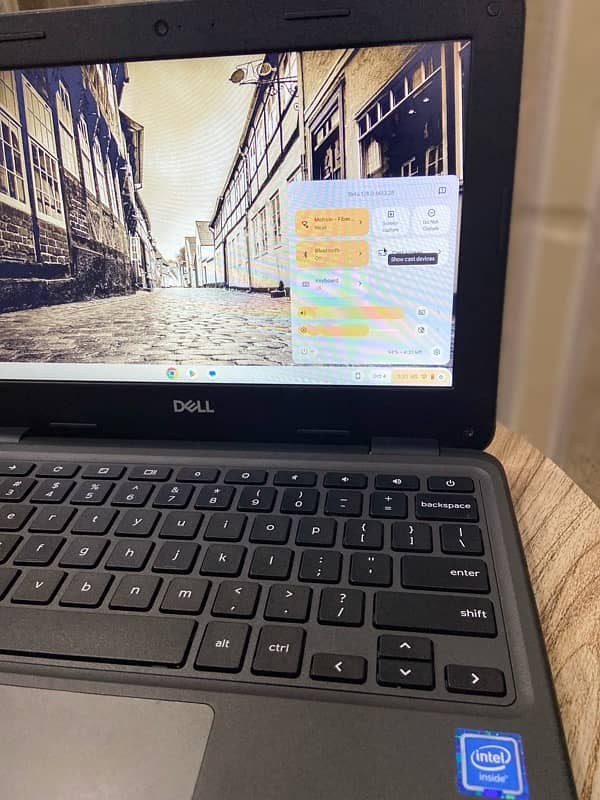 Dell 3180 Chromebook 5