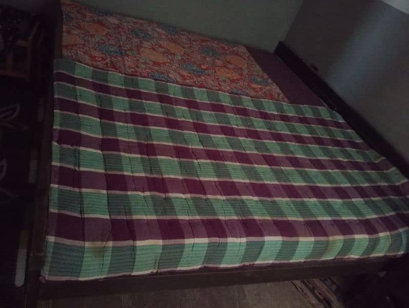 singles bed 2 0