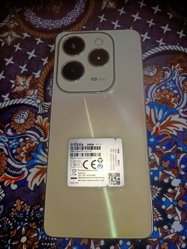 infinix hot 40 8 month warranty 8 plus 8 256 GB urgent for sale 5