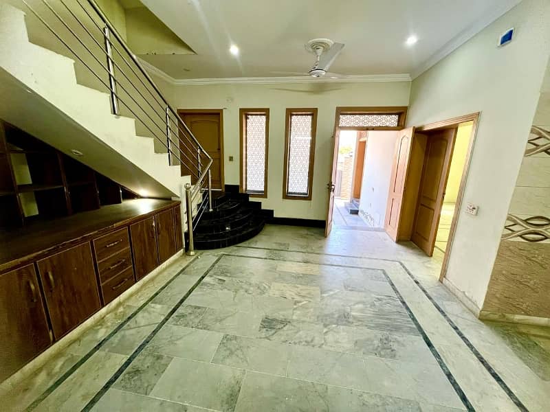 8 MARLA FULL HOUSE FOR RENT WITH GAS IN CDA APPROVED SECTOR F 17 MPCHS ISLAMABAD 7