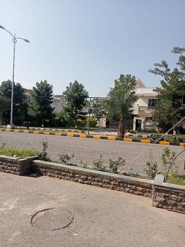 8 MARLA FULL HOUSE FOR RENT WITH GAS IN CDA APPROVED SECTOR F 17 MPCHS ISLAMABAD 49