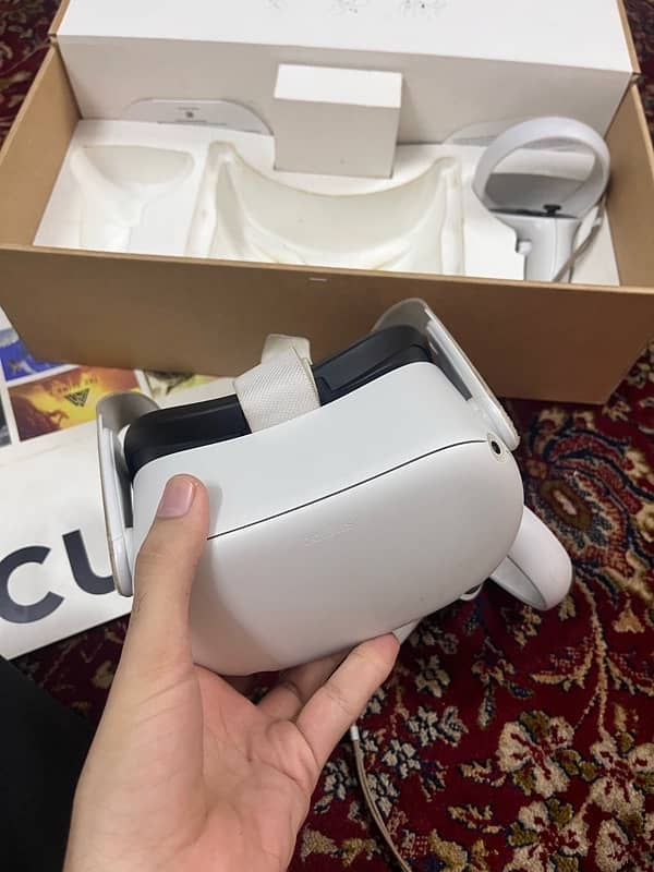 Oculus Quest 2 for sale 3