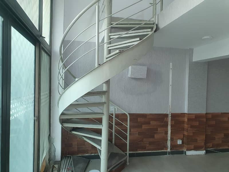 Ground floor plus Mezzanine ideal for Corporate office 7