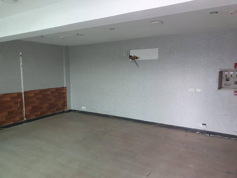 Ground floor plus Mezzanine ideal for Corporate office 13