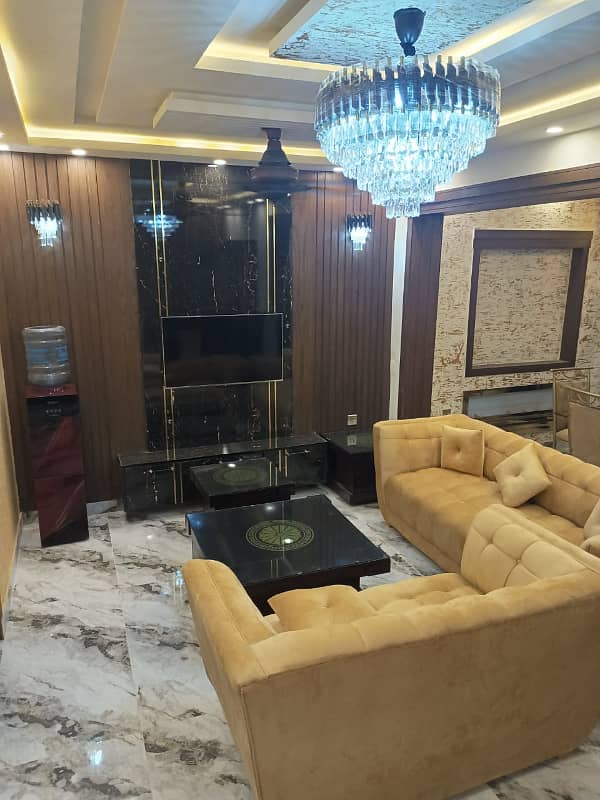 Luxury 5 Marla Fully Furnished House Is Avalibale For Rent In Gardenia Block Bahria Town Lahore 2