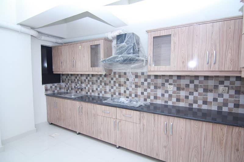 Big Siza 2 Bed Apartment For Rent In DHA Phase 2 Defense Residency 15