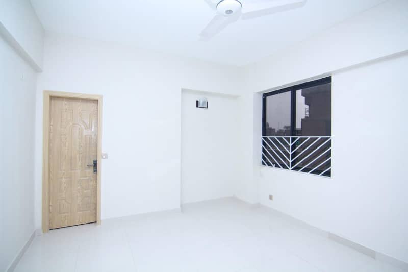 Big Siza 2 Bed Apartment For Rent In DHA Phase 2 Defense Residency 22