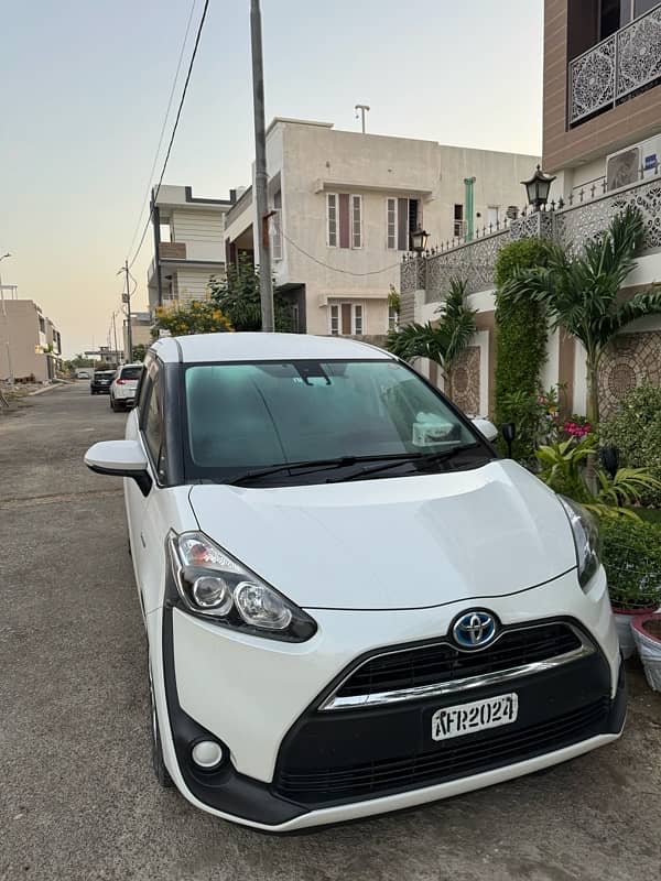 Toyota Sienta 2017 6