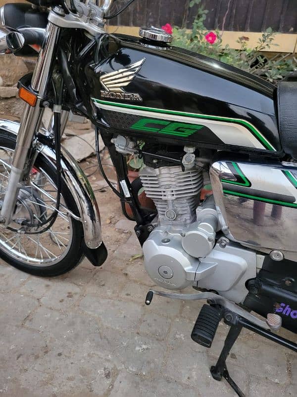 cg125 special edition black colour karachi nmber 0