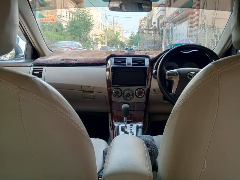 Toyota Corolla Altis 2012 6