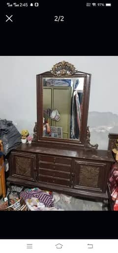 dressing table