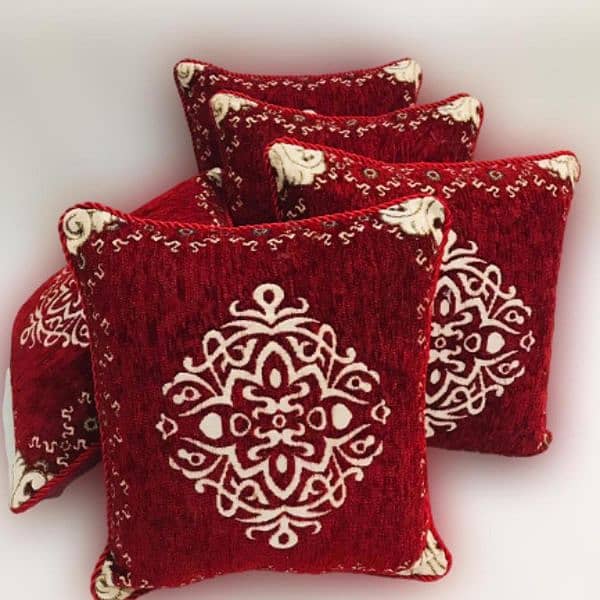 5 Pcs Velvet Embroider Coushin 1