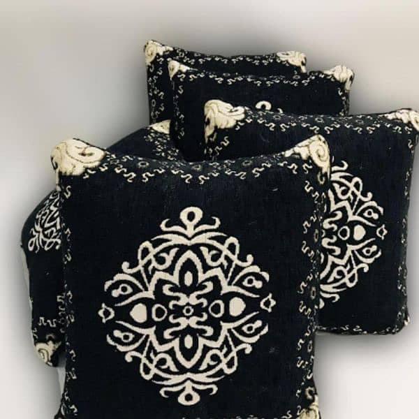 5 Pcs Velvet Embroider Coushin 5