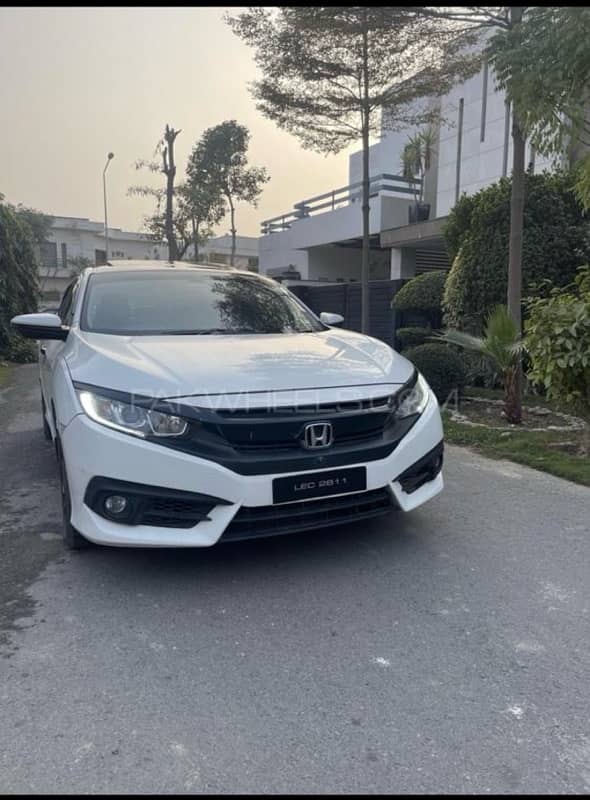 Honda Civic VTi Oriel Prosmatec 2018 1