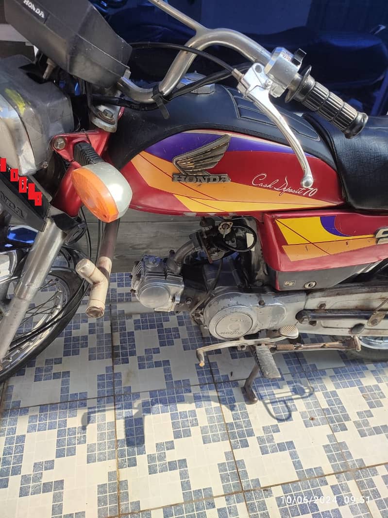 Used Honda CD 70 - 2005 Model - Sialkot Registration 4