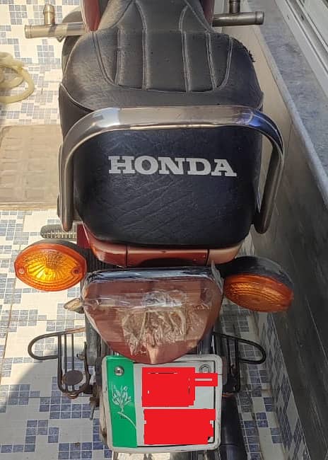 Used Honda CD 70 - 2005 Model - Sialkot Registration 5