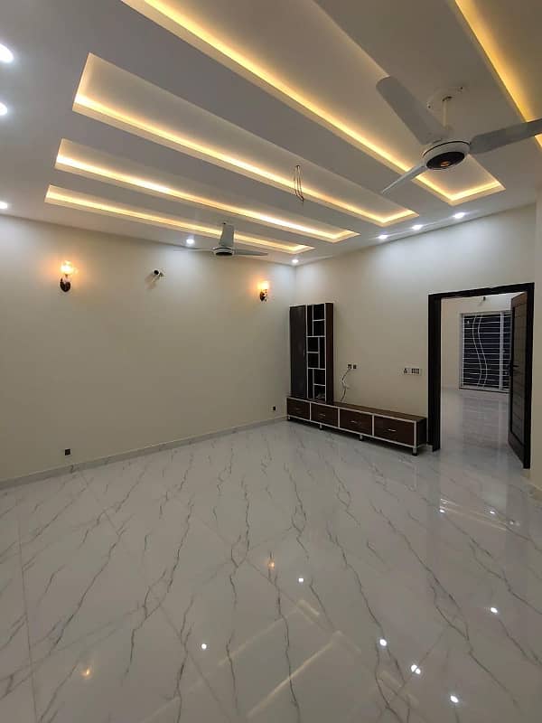 Best Location 8 Marla brand New House available for Rent 17