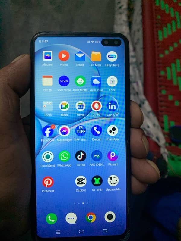 Vivo v19 1