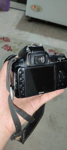 Nikon D3000 DSLR 3