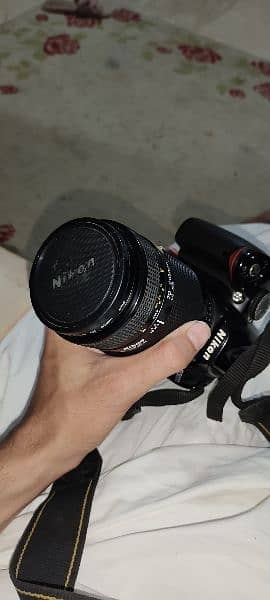 Nikon D3000 DSLR 8