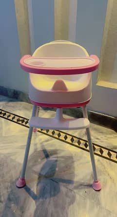 Baby High Chair like new 0