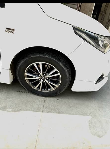 Toyota Corolla Altis 2018 5