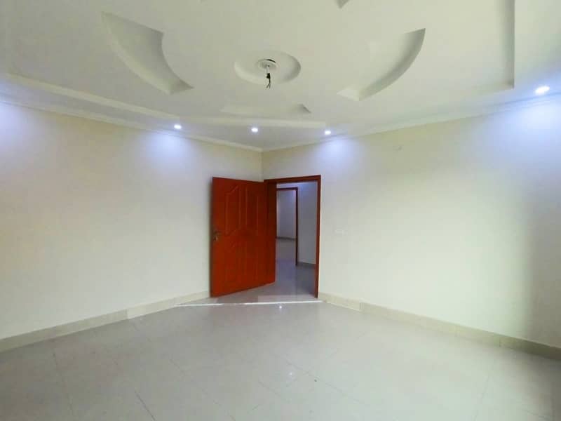 10 Marla Double Storey Corner House Available For Sale In Mustafa Town 27