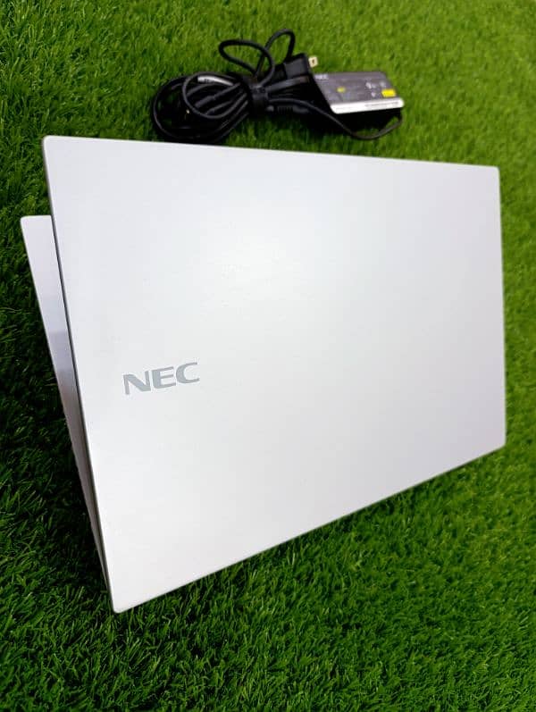 Latest Slim Laptop NEC Versapro,Core i5 8th Gen. 256GB SSD,8GB RAM 2