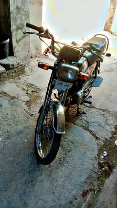 Honda 70 black colour