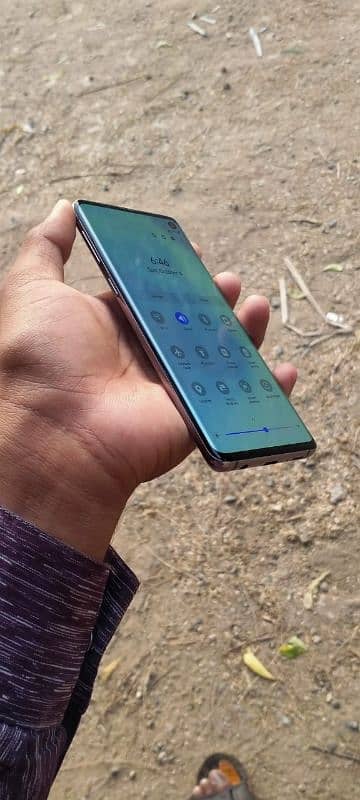 Samsung  s10 camera or pubg king 12