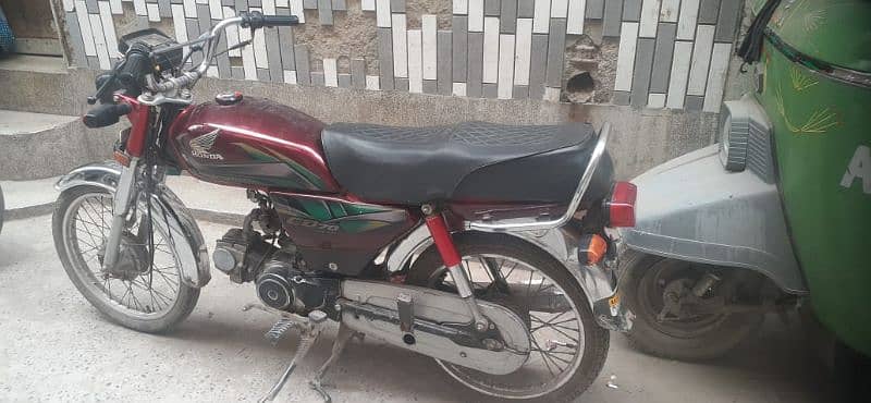 Honda 70 2018 3