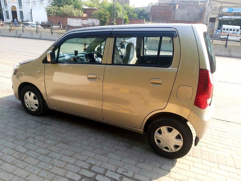 Suzuki Wagon R 2017 7