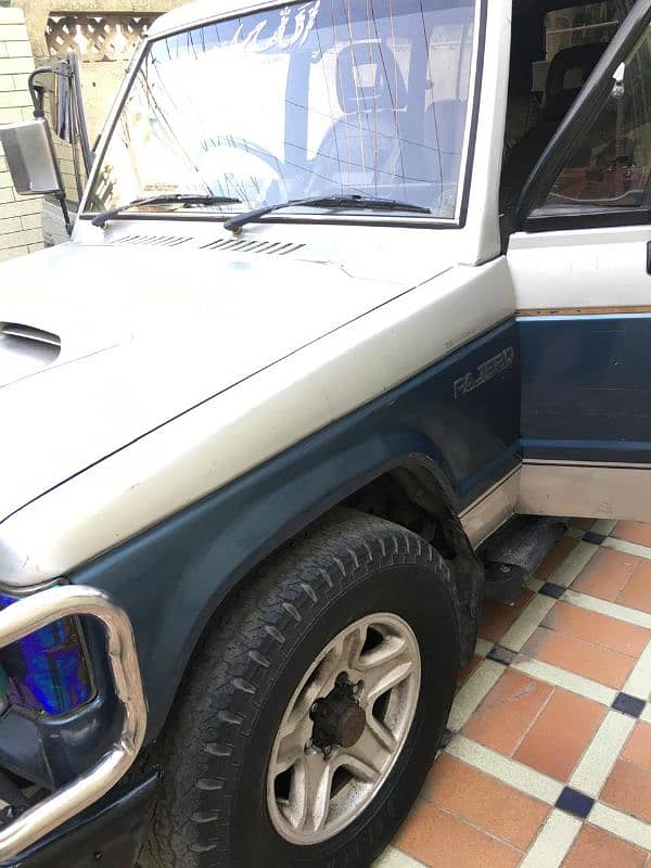 Mitsubishi Pajero 1988 1