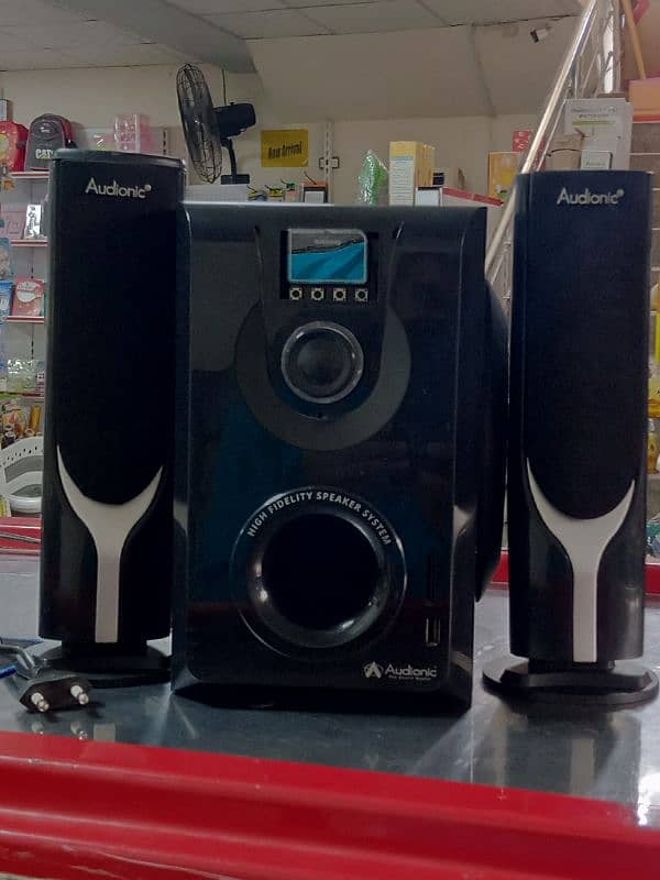 Audionic speakers in khanewal 1