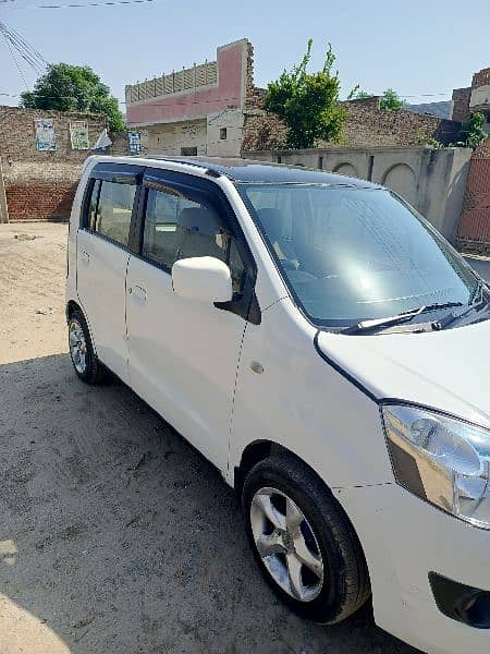 Suzuki Wagon R 2015 3