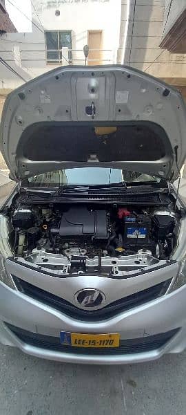 Toyota Vitz 2012 10