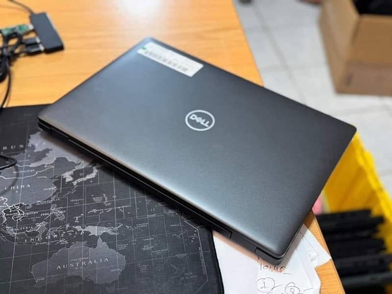 Dell Latitude 5400 core i7-8 Gen / 256GB SSD 8GB RAM 1