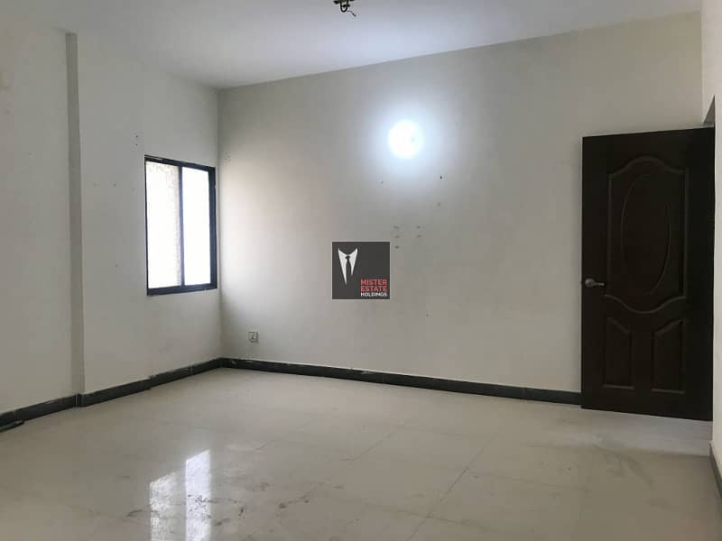 1100 Sqft Renovated 1st Floor West Open Apartment In A Secure Compound Wall Project Behind Karsaz 6