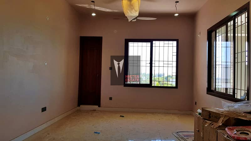 1100 Sqft Renovated 1st Floor West Open Apartment In A Secure Compound Wall Project Behind Karsaz 11