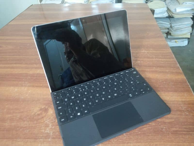 Microsoft Surface Go 2