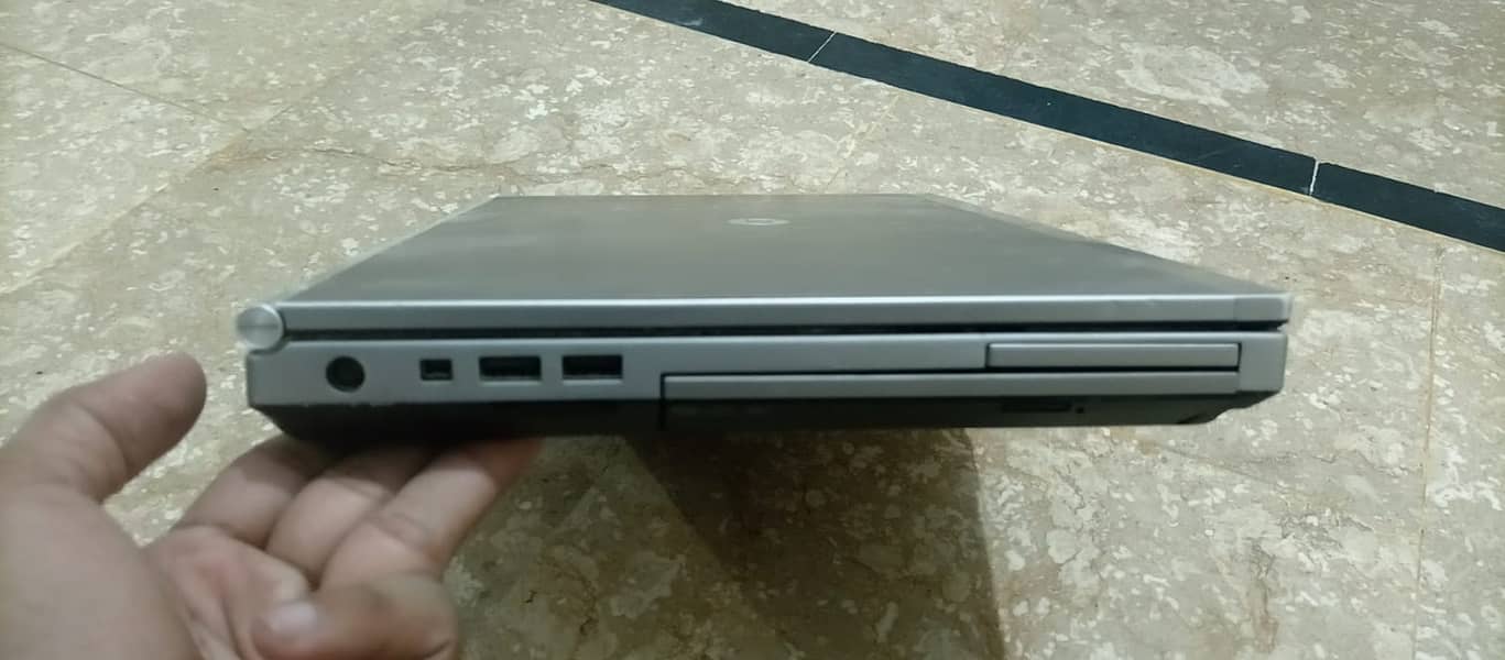 Hp elitebook i5 2nd Generation 2