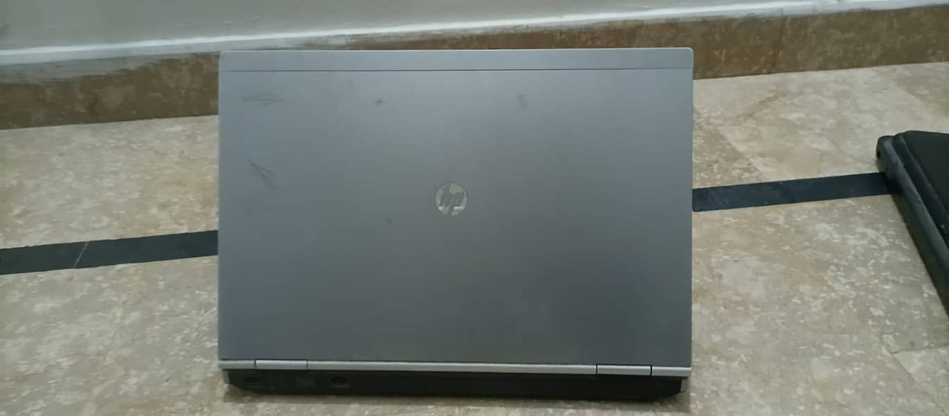 Hp elitebook i5 2nd Generation 3