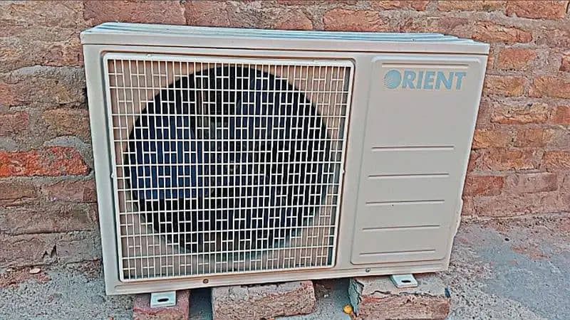 Orient simple 1 ton cooling Heating 1