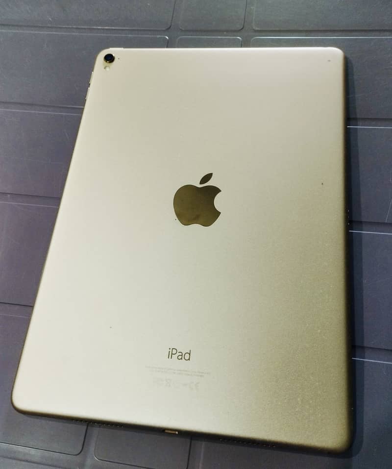 iPad Pro 9.7‑inch | Excellent Condition & Powerful Performance! 6