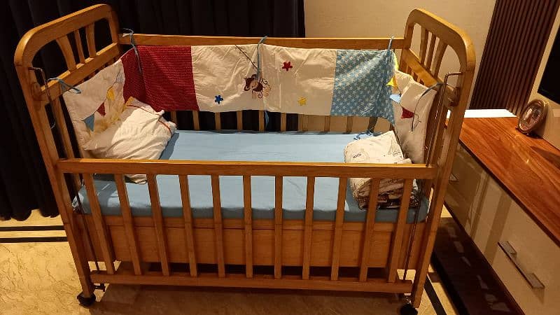 Wooden Baby Cot 2