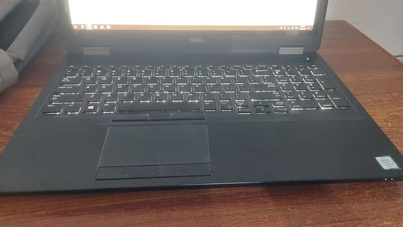 dell latitude e5570 0