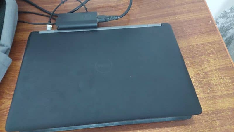 dell latitude e5570 2