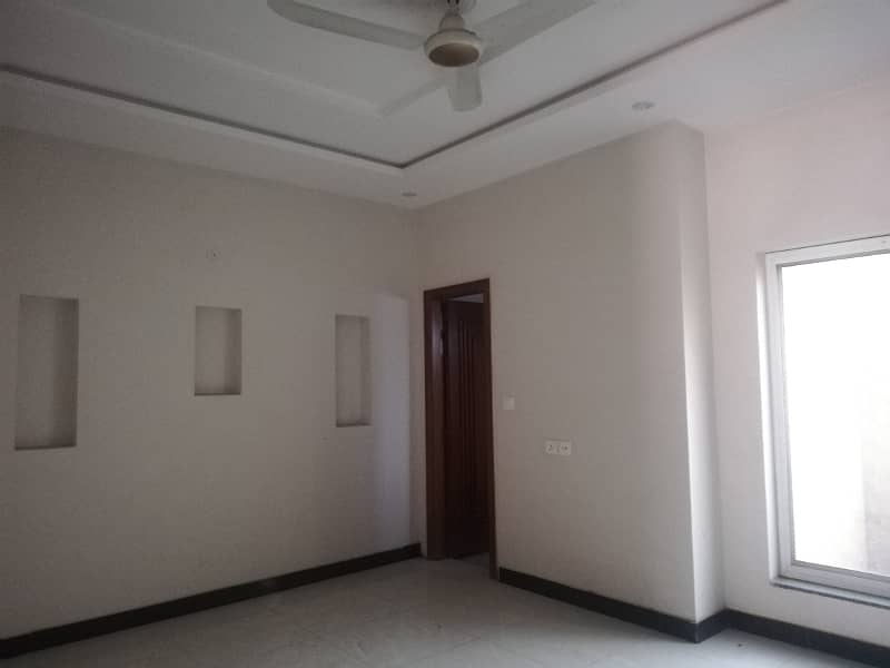 Like New 6.11 Marla Bahria Home For Rent In Bahria Town Lahore 1